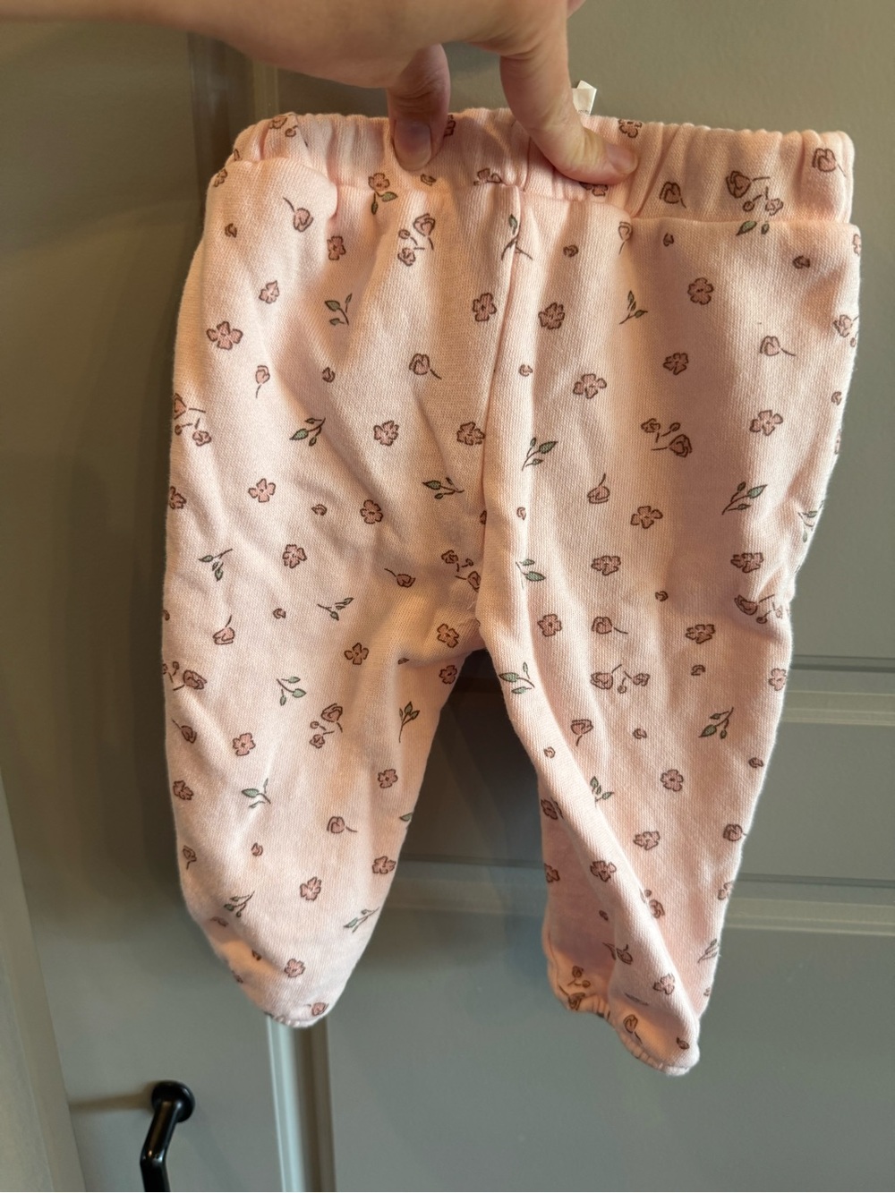 Rabbit & Bear Organic Pink Floral Infant Sweatshirt set - Picture 5 of 6